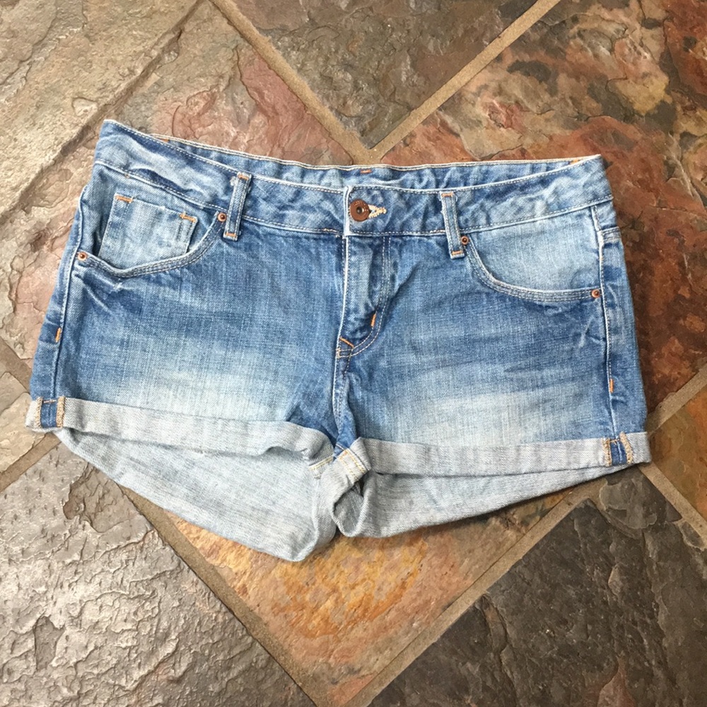 3/$20 H&M Divided Jean Shorts